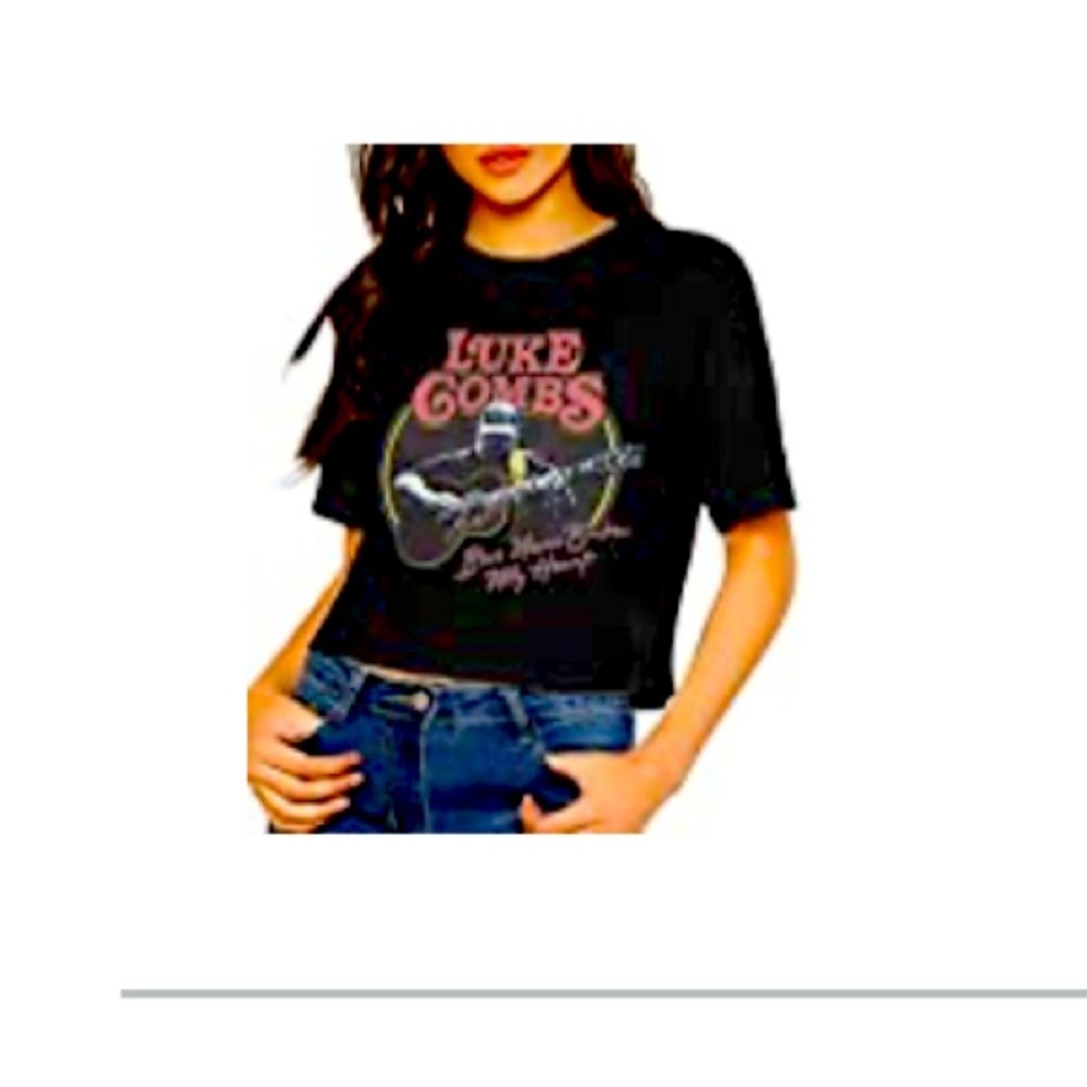 Luke Combs ‘Beer Never Broke My Heart’ Crop Top T-shirt. Size Large. Worn once.